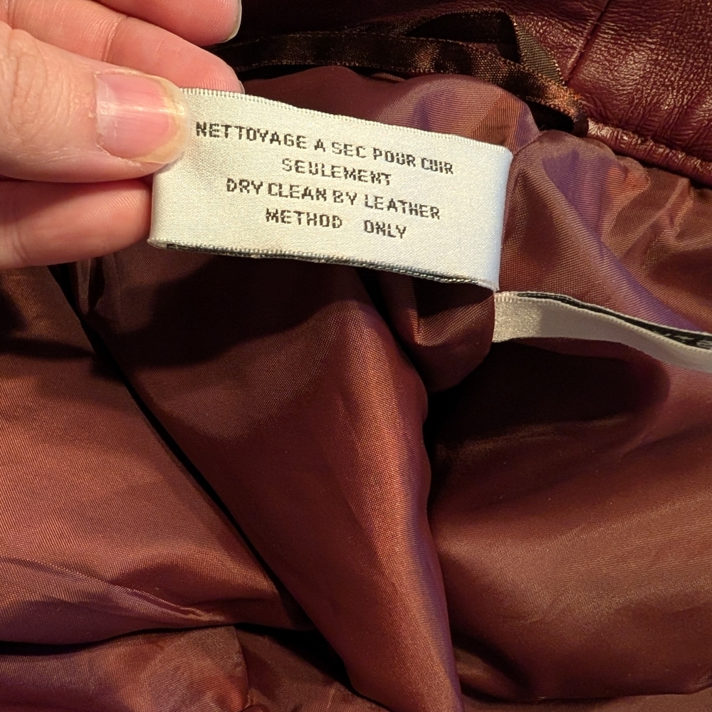 💥SALE💥Vintage Leather Deep Red Midi Skirt - Picture 4 of 5